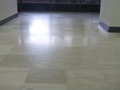 Marble tile and floor polishing - Limestone tile and floor polishing - Travertine tile and floor polishing - Brisbane | Gold Coast | Sunshine Coast